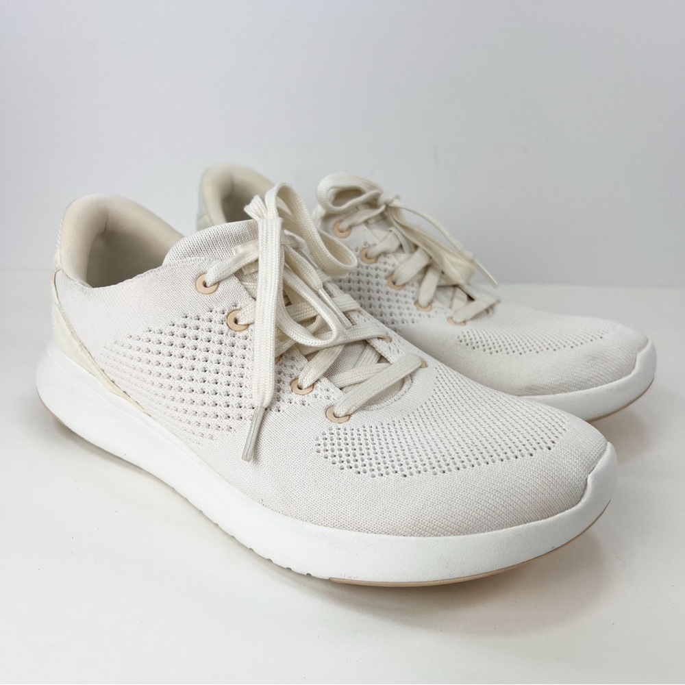Kizik Women’s Lima Sneakers White Crème size 10 Slip-On Shoes
